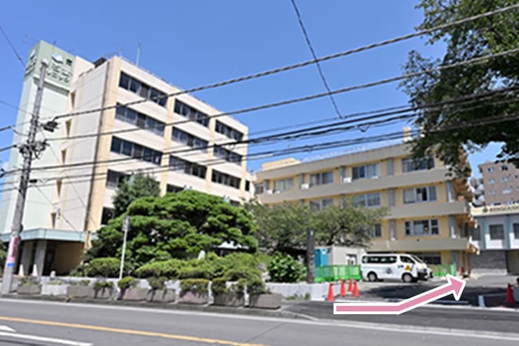 旧病院前